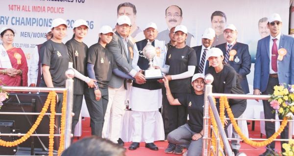 समर्पण भाव से जनता की सुरक्षा के साथ खेलों में भी पुलिस का उत्कृष्ट प्रदर्शन-मुख्यमंत्री