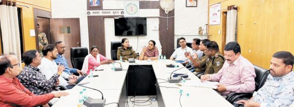 शांति-सद्भावना के साथ त्यौहार मनाने हुई बैठक, मांगे सुझाव