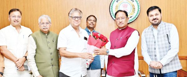 इंद्रावती बेसिन विकास प्राधिकरण के उपाध्यक्ष ने सीएम से की मुलाकात, जताया आभार