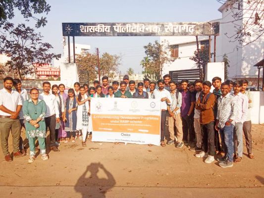 पॉलिटेक्निक कॉलेज खैरागढ़ में 35 प्रतिभागियों ने लिया प्रशिक्षण