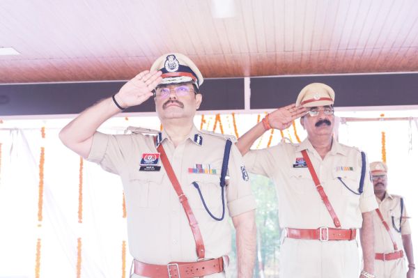 शपथ चुनौतीपूर्ण कार्यों में निर्णय लेने में मिलेगा सहयोग-आईजी