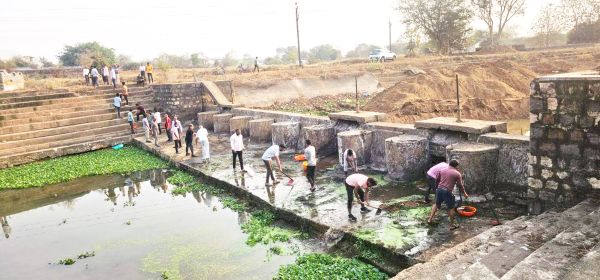 सितली नाले को पुन: जीवित करने श्रमदान