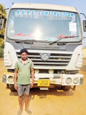 दो हाईवा पर 23 हजार जुर्माना