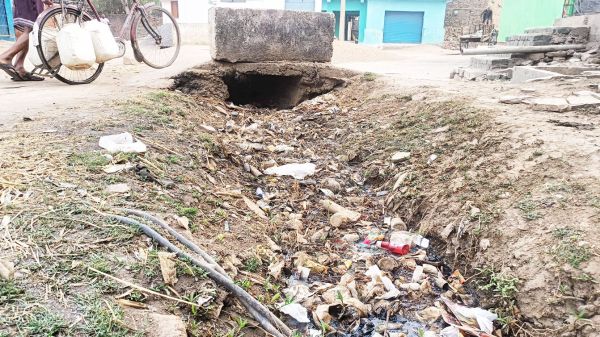 सलोनी पंचायत में विकास कार्यों में गड़बड़ी की शिकायतें सरपंच-सचिव पर लाखों के गबन का आरोप