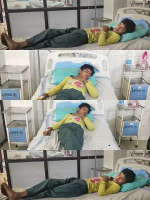 चोरी के शक में सुरक्षा गार्डों पर बालक की पिटाई का आरोप, एक हिरासत में, अन्य की तलाश