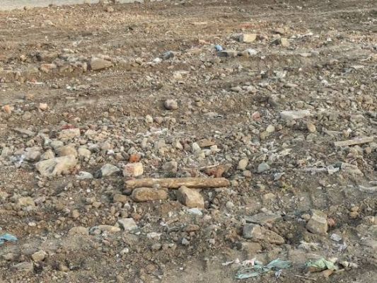 निर्माण कार्यों के कारण खेल मैदान बदहाल