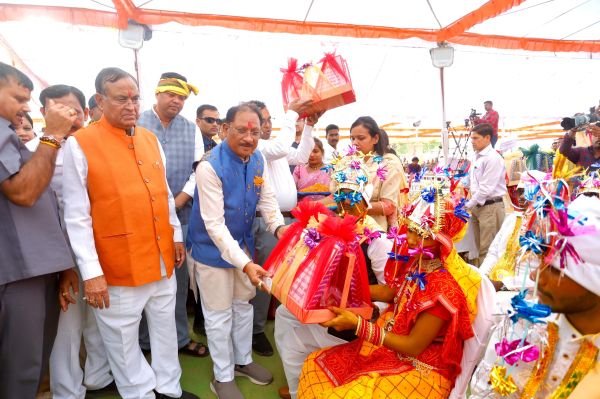 आदिवासी समाज उत्तरोत्तर विकास की ओर अग्रसर-साय