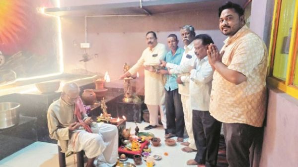 पंचमी पर माता देवालयों में विशेष श्रृंगार