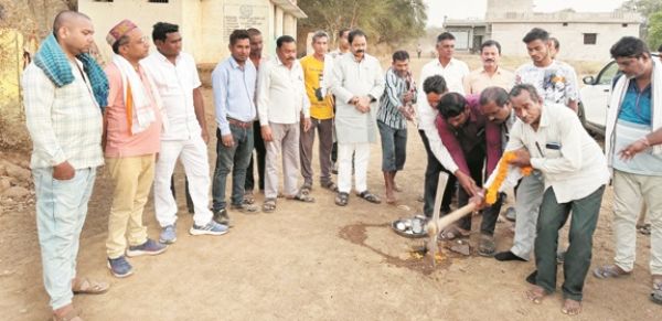 राजाढार में बनेगा गौरव पथ, विधायक ने किया भूमिपूजन