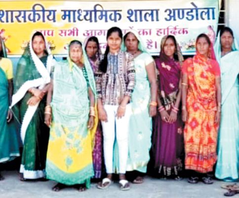 दहिदा संकुल में उल्लास साक्षरता परीक्षा