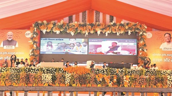 मुख्यमंत्री ने हितग्राहियों से किया सीधा संवाद