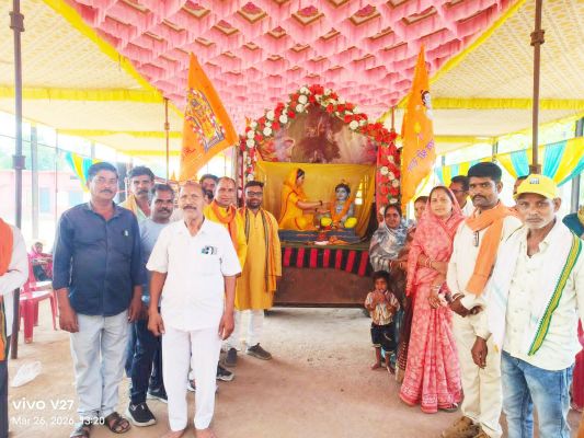 चिपरीडीह से कर्मा रथ का शुभारंभ  शोभायात्रा में ग्रामीण हुए शामिल