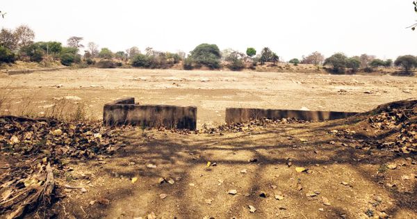 तालाब भी सूखने लगे, कई हैण्डपंपों से पानी आना बंद