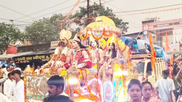 रामनवमी पर रायगढ़ में निकली भव्य शोभायात्रा, जय श्रीराम के जयकारों से गूंजता रहा शहर