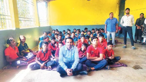 भिलाई विधायक ने ब्लॉक अध्यक्ष शुभम को वीडियो कॉल पर दी जन्मदिन की बधाई