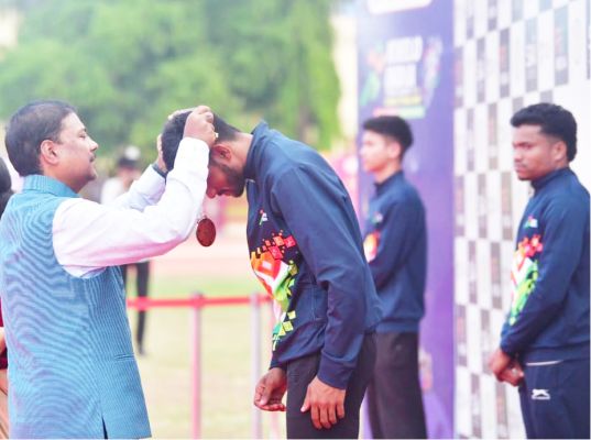 जगदलपुर में जनजातीय खेल प्रतिभाओं ने दिखाया दमखम