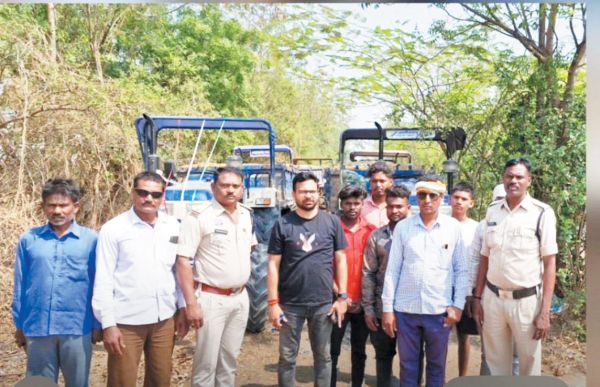 रेत का अवैध परिवहन, 7 ट्रैक्टर-ट्रॉली जब्त