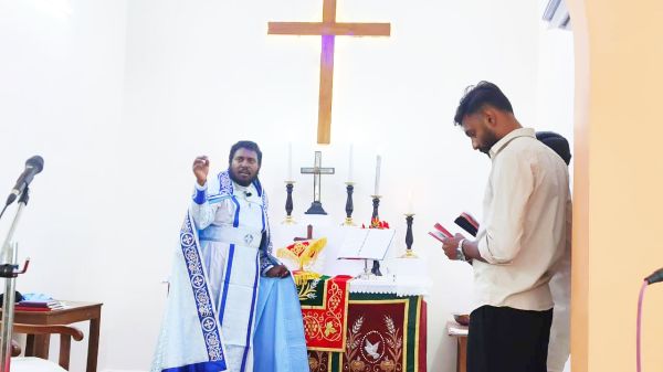 मसीह समाज ने पुनरूत्थान के रूप में मनाया ईस्टर पर्व