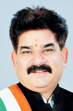 चूना फैक्ट्री का विरोध जारी रहेगा- मनहर