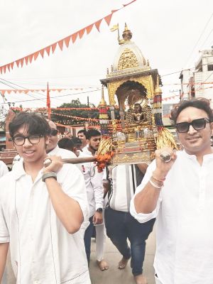 भगवान महावीर का जन्म कल्याणक महोत्सव धूमधाम से मना