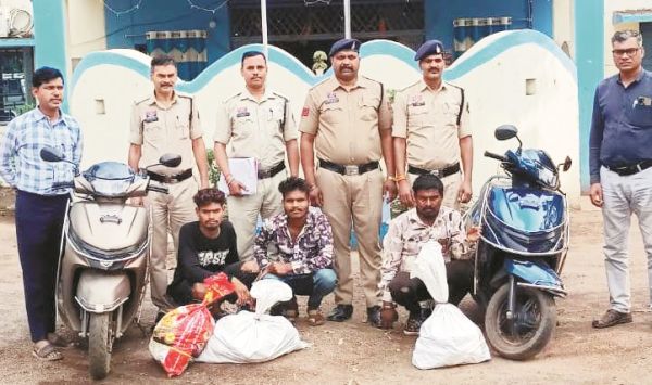 शराब परिवहन करते 3 गिरफ्तार