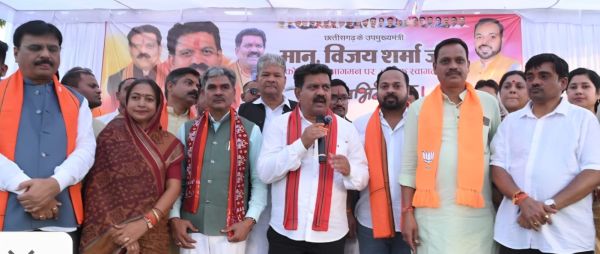 डिप्टी सीएम शर्मा का भाजपा नेताओं ने किया स्वागत, कांग्रेसियों का विरोध