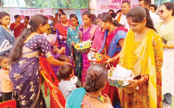 चेमा शिविर में हुई गोदभराई व अन्नप्राशन संस्कार