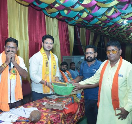मानसगान सम्मेलन में शामिल हुए पालिकाध्यक्ष
