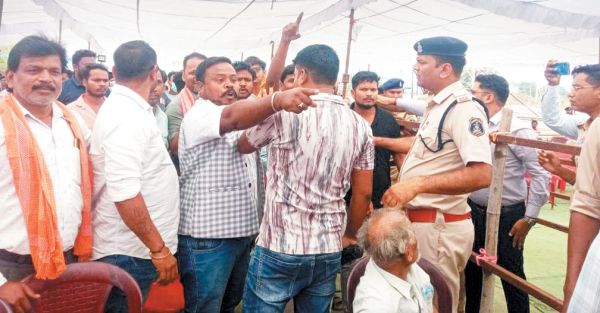 4 नई डोलोमाइट खदानों के लिए जनसुनवाई, हंगामे के बाद प्रक्रिया समाप्त