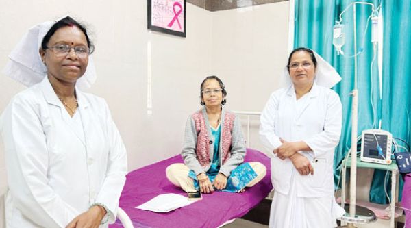 संकट में संबल : आयुष्मान भारत और महारानी अस्पताल ने जगाई कैंसर पीडि़तों की नई उम्मीद