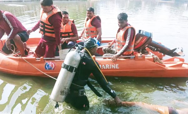 तालाब में डूबने से युवक की मौत, 16 घंटे बाद निकाला शव