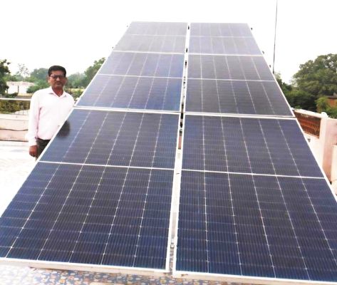 पीएम सूर्यघर योजना: बैंकिंग बाधाओं से अटके सैकड़ों आवेदन