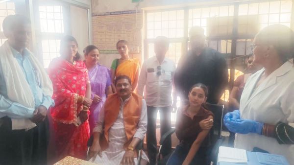 एचपीवी टीकाकरण अभियान में शामिल हुए विधायक