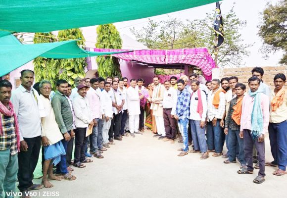संगठन सृजन अभियान के तहत युवा कार्यकर्ता लगातार कांग्रेस में हो रहे शामिल-डेकेश्वर ठाकुर