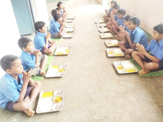 आदिवासी बालक आश्रम अमरकोट बना बच्चों के सर्वांगीण विकास का केन्द्र