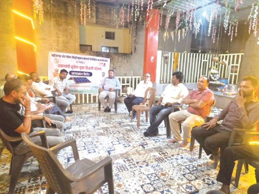 पीएम सूर्य घर मुफ्त बिजली योजना के प्रचार के लिए कॉलोनियों में पहुंची प्रशासनिक टीम