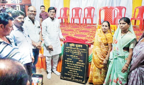  भूमिपूजन में शामिल हुए जनपद सभापति ब्रह्मानंद