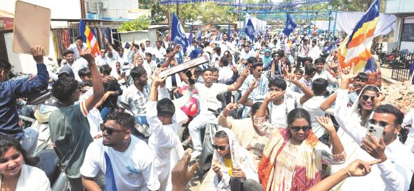 शहर में निकली बाइक रैली