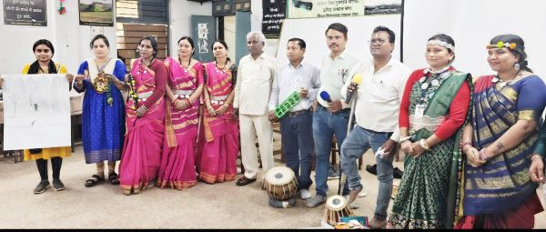 अंग्रेजी व कला शिक्षा की हुई कार्यशाला