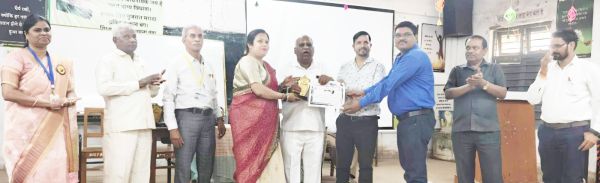 डाइट में एफएलएन प्रशिक्षण, 24 एफएलएन वॉरियर्स सम्मानित