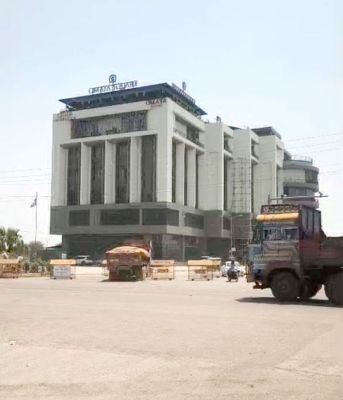 कमल विहार के रास्ते हो रही टोल टैक्स की चोरी