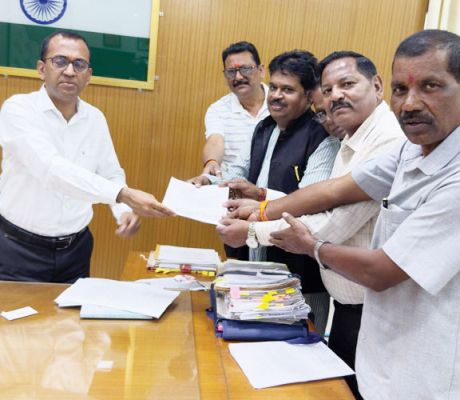 ओबीसी के लिए पृथक कॉलम की मांग