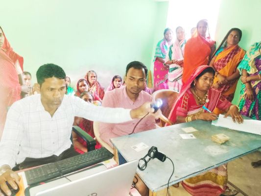 महतारी वंदन योजना के लिए ईकेवायसी कराना अनिवार्य