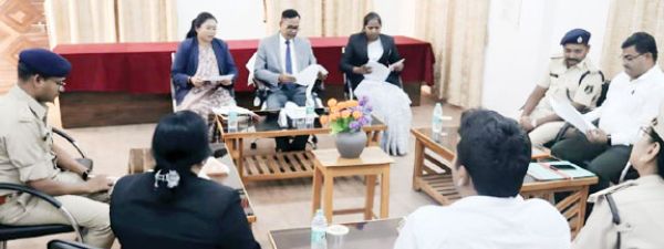  विचाराधीन बंदियों के मामलों की समीक्षा के लिए बैठक