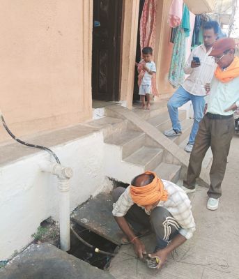 टैक्स बकायादारों पर निगम की सख्त कार्रवाई,नल कनेक्शन काटे गए