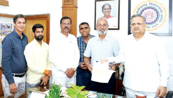 अमलीडीह सर्विस रोड की मांग