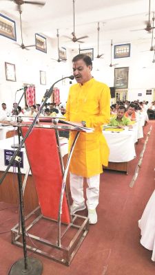 महापौर यादव ने पेश किया 15 लाख लाभ का बजट