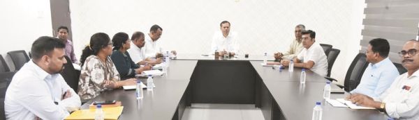 जैविक खाद के उपयोग और मिलेट्स फसलों की पैदावारी को दें बढ़ावा-संभागायुक्त