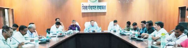  जल संरक्षण और रोजगार सृजन पर विशेष जोर