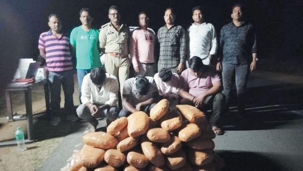 गांजा तस्करी, एक नाबालिग समेत 4 गिरफ्तार